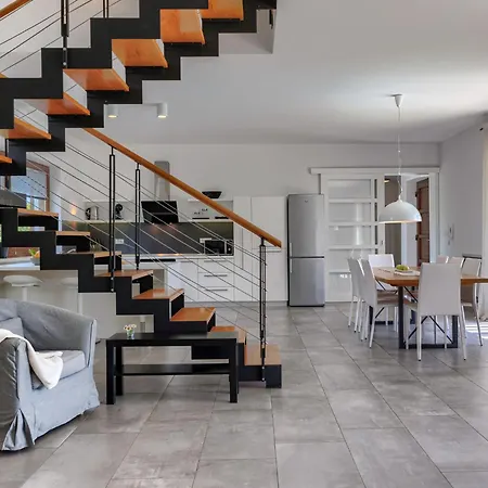 Villa Luna Rossa By Interhome