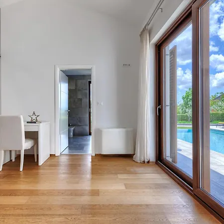Luna Rossa By Interhome *