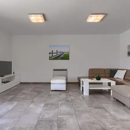 Luna Rossa By Interhome Sveti Petar u Sumi