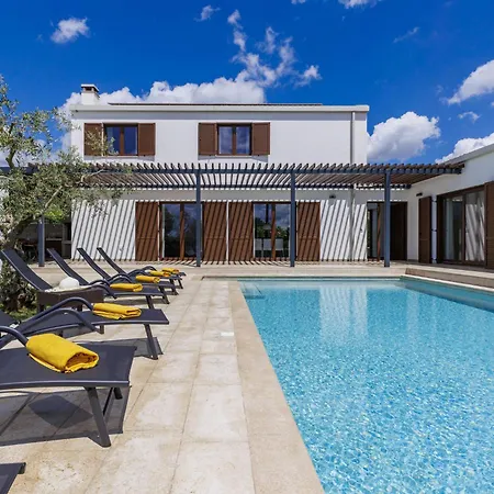 Luna Rossa By Interhome * Sveti Petar u Sumi